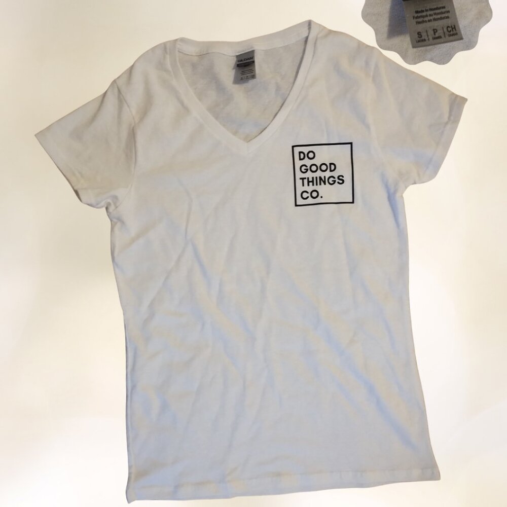 Ladies Small White V-Neck T-shirt - Overstock Merch